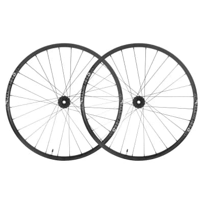 Industry Nine 1/1 Trail wheelset in black